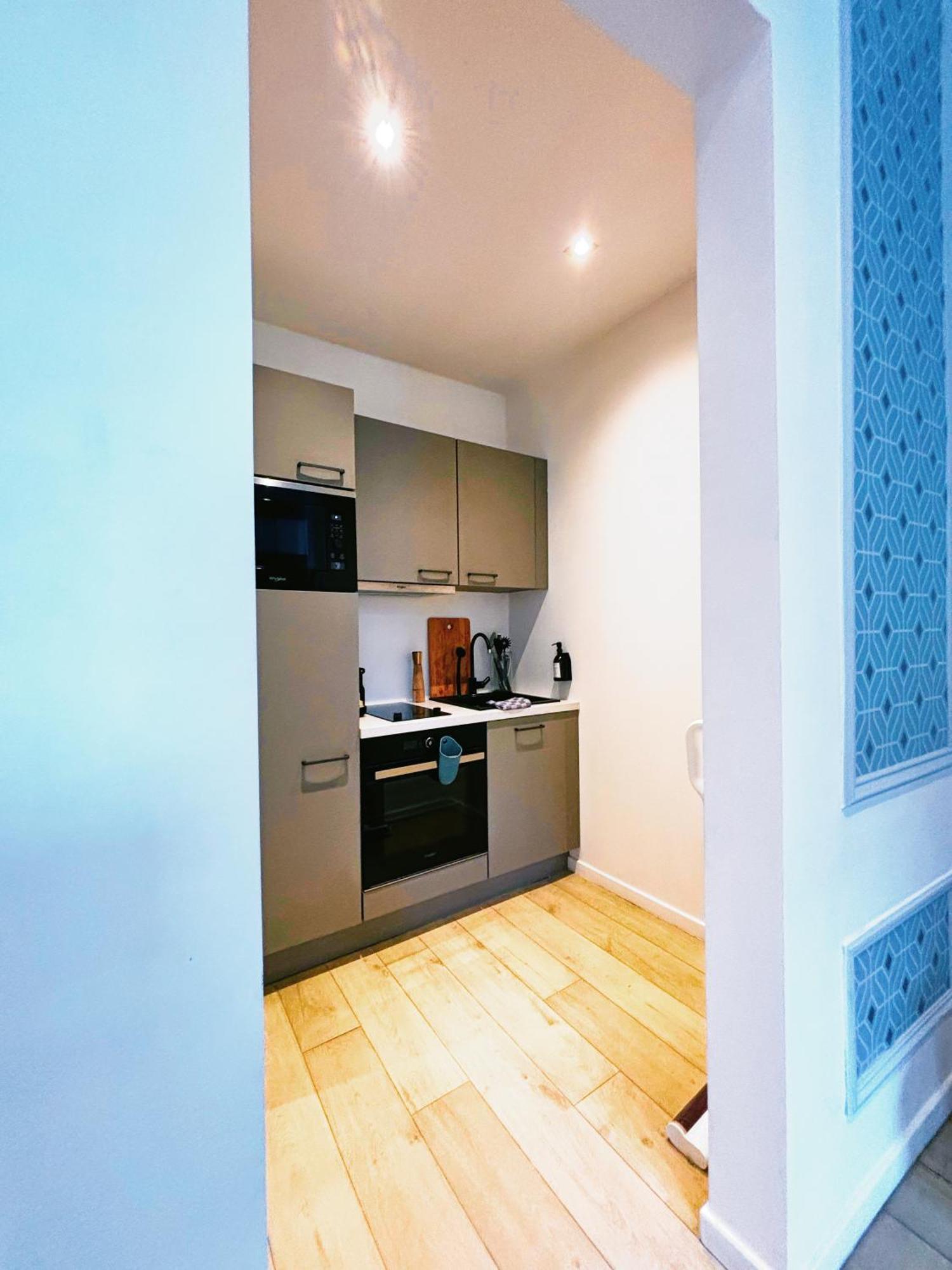 Urbanchic Adalbert 1A Liege Bagian luar foto